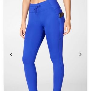 Fabletics Mid-Rise Ultracool Shine-Panel 7/8